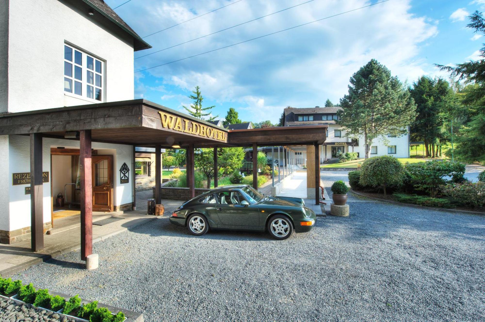Romantik Waldhotel Mangold Bergisch Gladbach Exterior photo