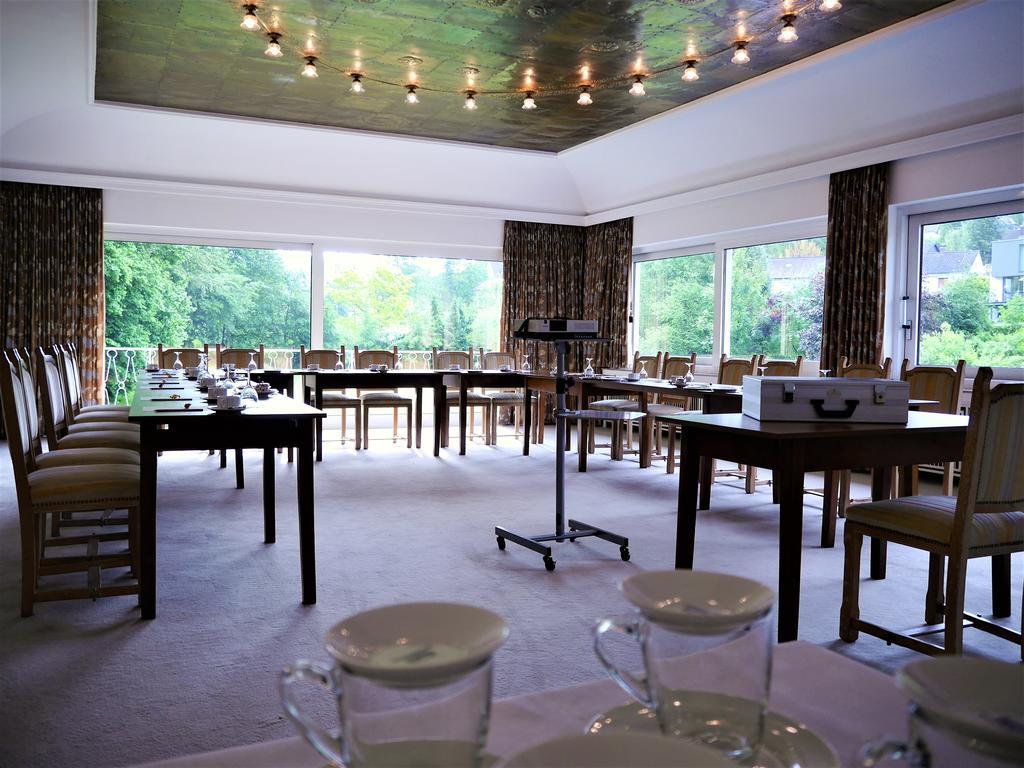 Romantik Waldhotel Mangold Bergisch Gladbach Exterior photo