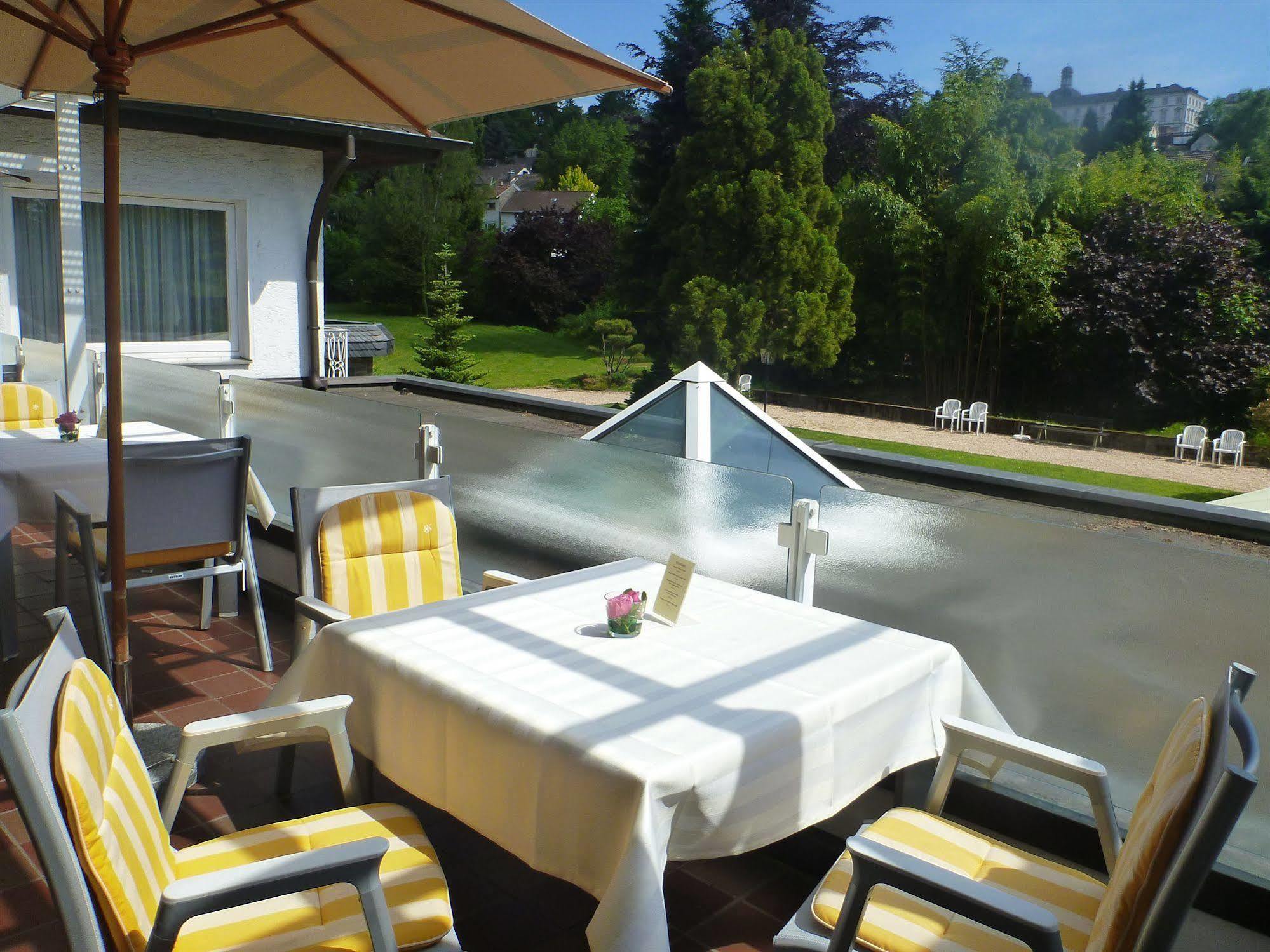 Romantik Waldhotel Mangold Bergisch Gladbach Exterior photo