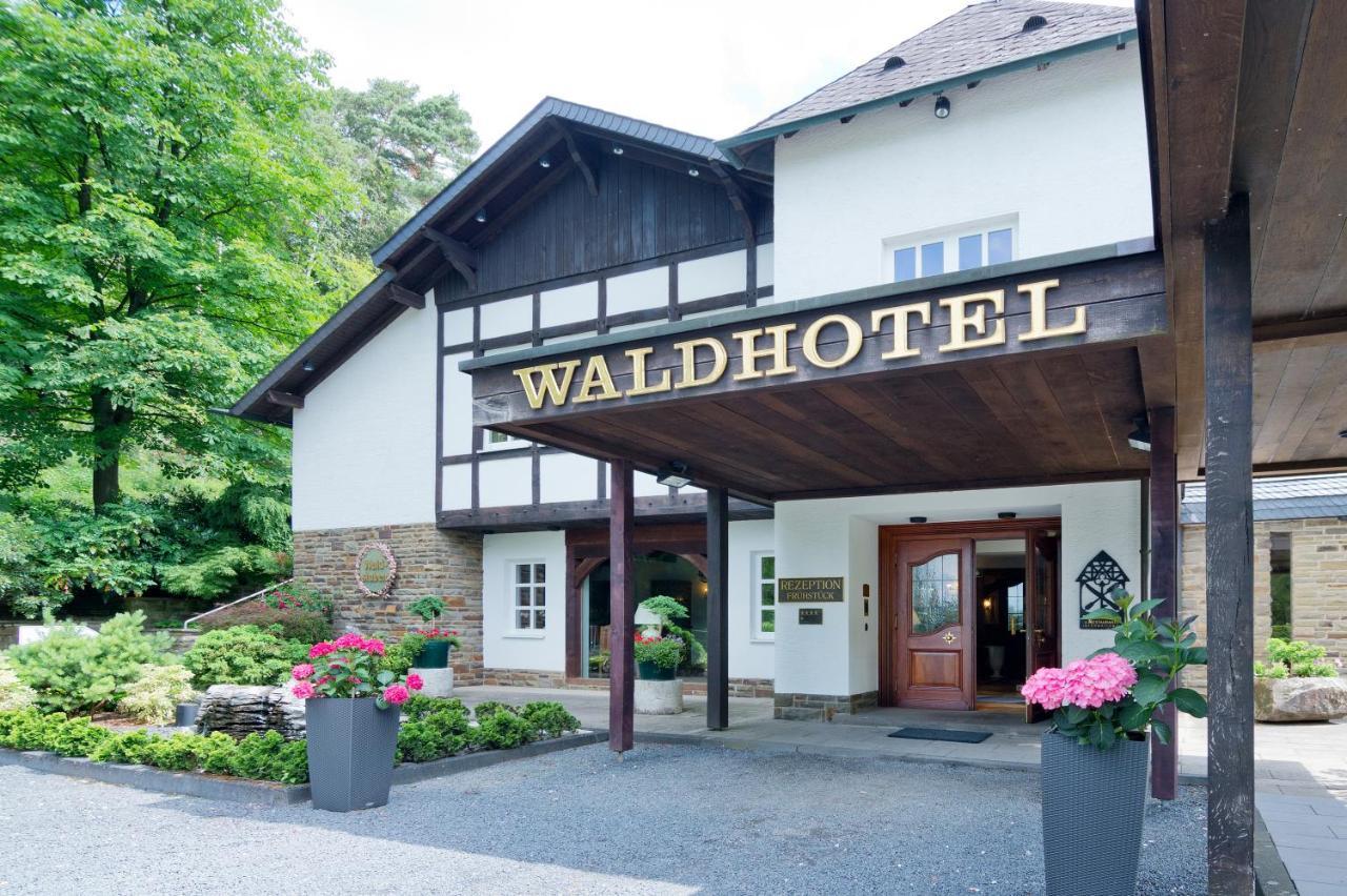 Romantik Waldhotel Mangold Bergisch Gladbach Exterior photo