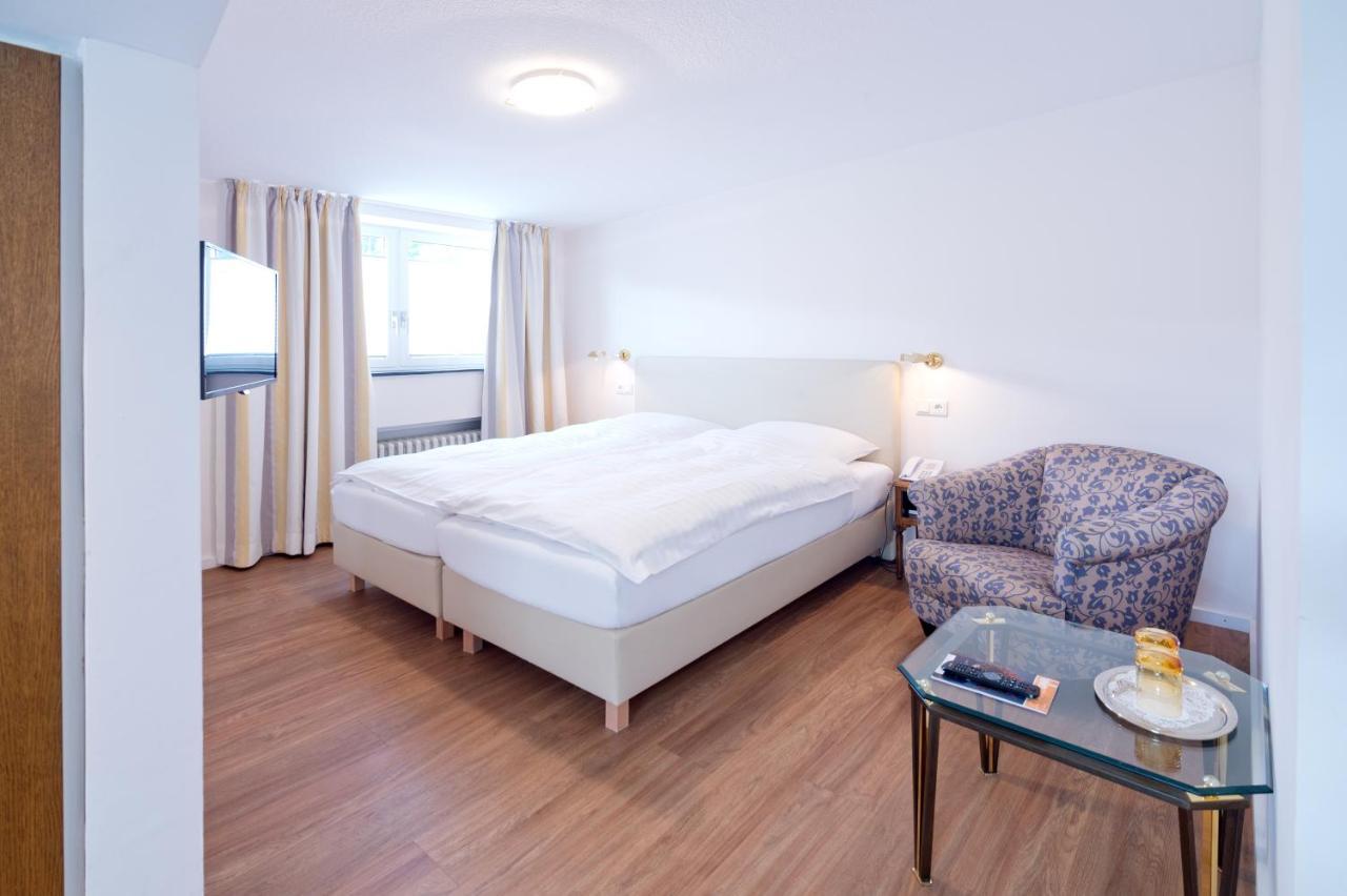 Romantik Waldhotel Mangold Bergisch Gladbach Exterior photo